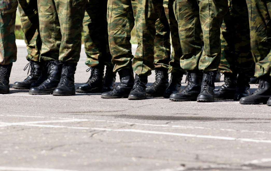 Uroczysta przysięga wojskowa na rynku w Chełmnie