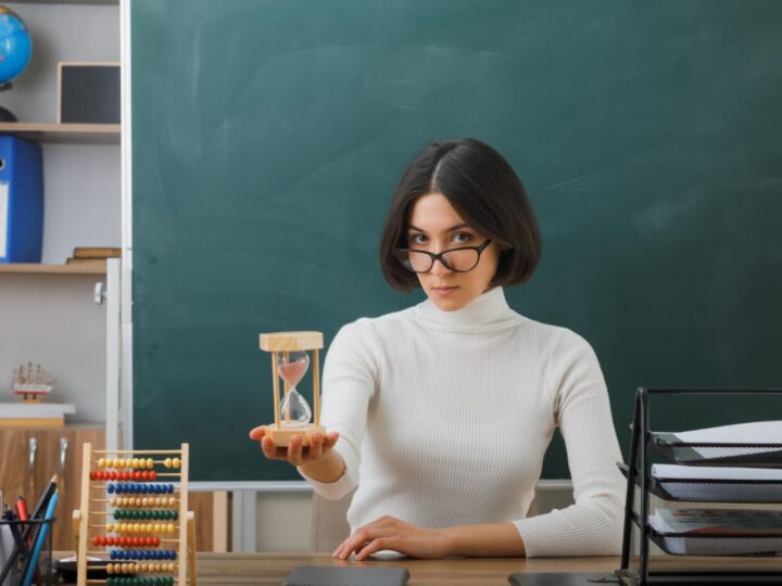 Wręczenie aktów nadania stopnia awansu zawodowego nauczycielom w Starostwie Powiatowym w Chełmnie