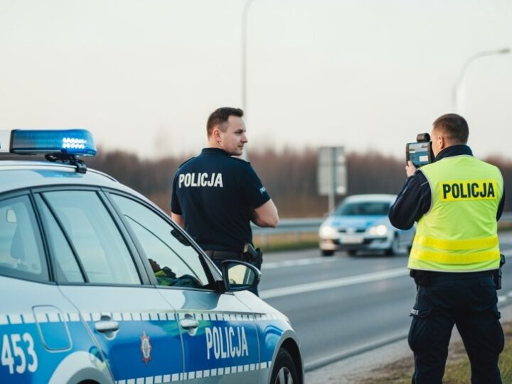 Niebezpieczne święta na drogach powiatu chełmińskiego: Wzmożone kontrole ujawniają pijanych i nieodpowiedzialnych kierowców