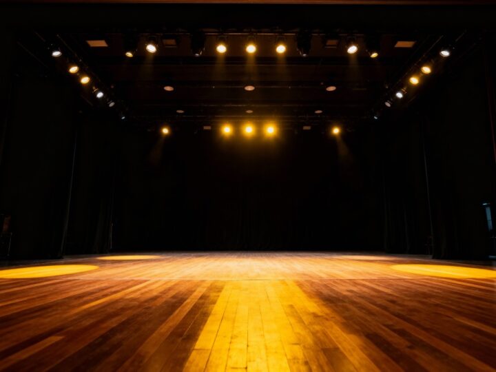 Tajemnicza walizka” – Teatr Form Wielu zaprasza na spektakl dla dzieci, 9 lutego 2026 roku